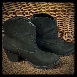 Black Lexy Ankle Boots Size 8